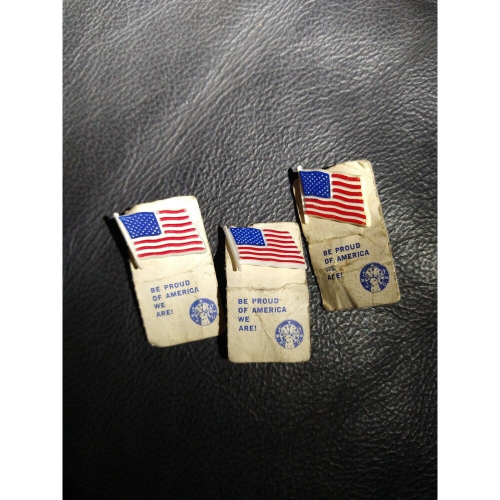 Vintage American Flag Push Pins